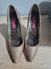 Betsey Johnson Women's Heels Size 8M