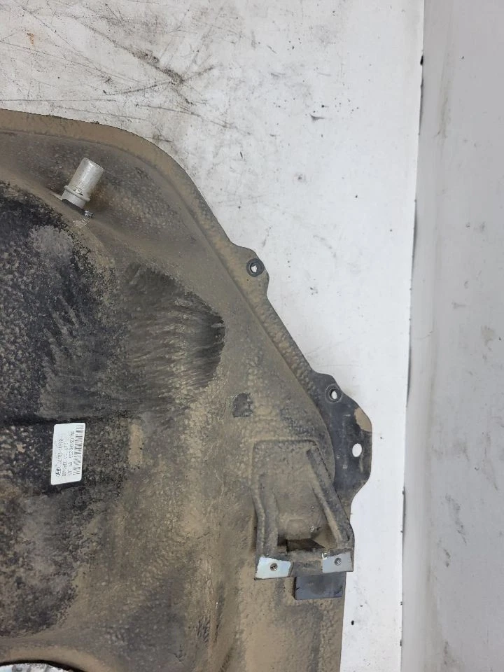 2006 2007 2008 HYUNDAI ACCENT 1.6L GAS TANK FUEL TANK OEM 311501E510 - Image 3 of 4