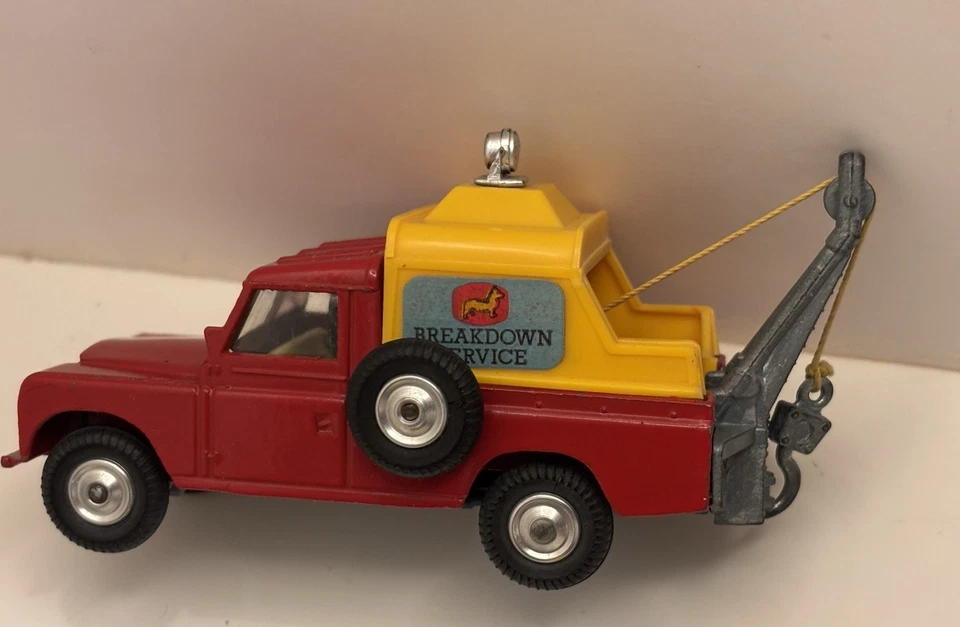 CORGI TOYS MINT LAND ROVER BREAKDOWN SERVICE TOW TRUCK # 477 ORIGINAL BOX MIB - Image 3 of 4