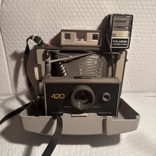 Vintage Polaroid Automatic 420 Land Camera with flash and Holder