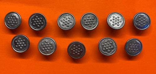 VINTAGE WW II 13 STAR ARMY FATIGUE BUTTONS (LOT OF 11)