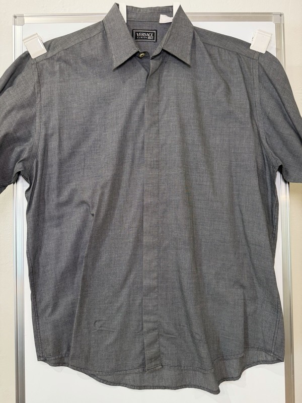 VINTAGE 1990s 90s VERSACE CLASSIC V2 SHIRT MENS BLACK GRAY SHORT SLEEVE 42/16.5