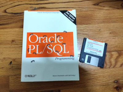Oracle PL/SQL Development Languages programming textbook 1997 with Diskette
