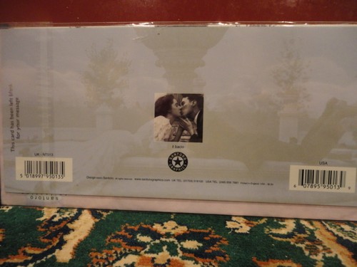 Greeting Card il bacio Kissing at Fountain Santoro NT013 B/W Blank New Unused - Picture 2 of 3