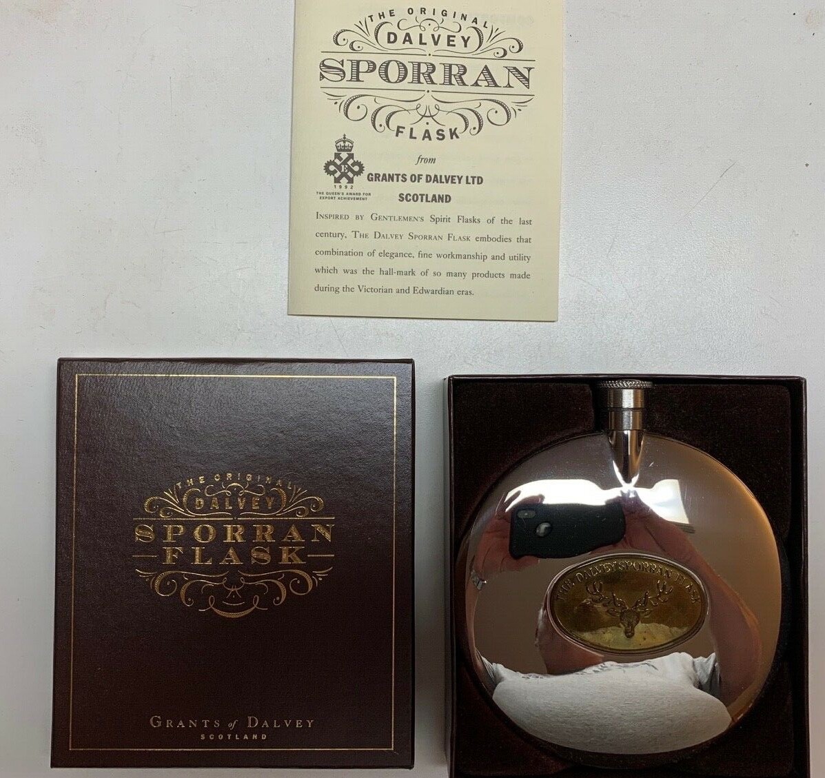 Grants of Dalvey Sporran Flask ボトル ORIGINAL DALVEY SPORRAN FLASK WITH BRASS STAG HEAD EMBLEM