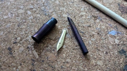 Antique Ebonite "Altura" Lever Fill Fountain Pen. RESTORED. - Picture 6 of 8