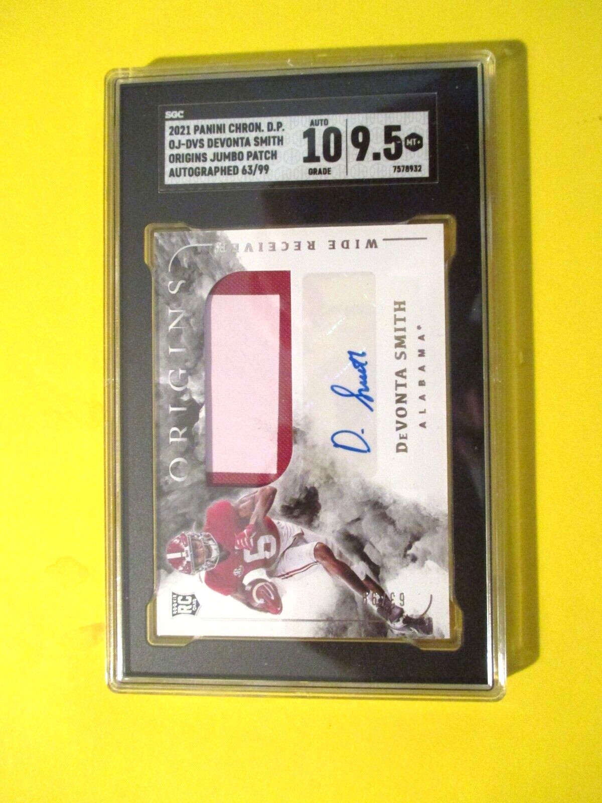 DeVonta Smith Panini Chronicles Draft Picks Origins Rookie Jumbo Patch Autograph #DVS Base