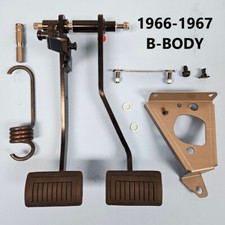 Mopar 1966-1967 B-body Clutch Brake Pedal Kit A833 4-speed 426 Hemi