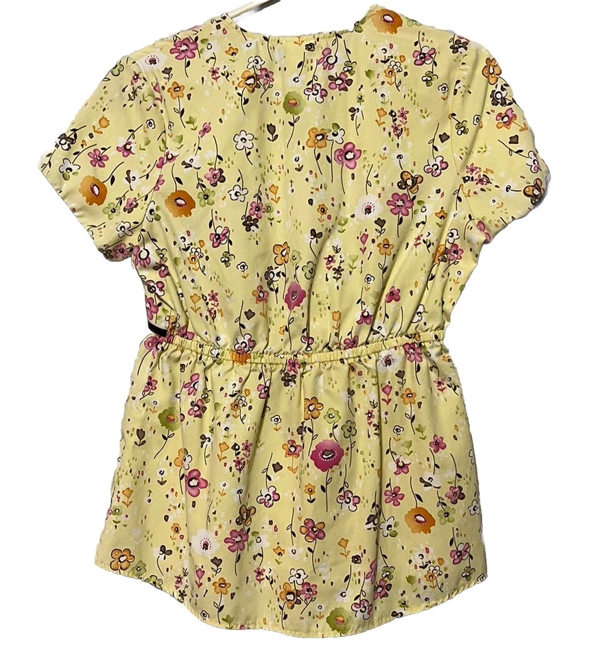 SB Scrub Top Women Small Yellow Flowers Pullover Elastic Waist V Neck - Image 4 of 4