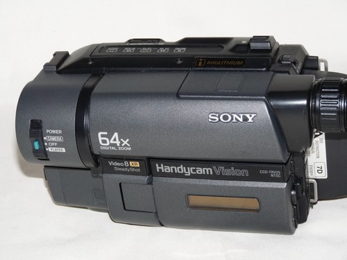 Sony CCD-TRV25 CCD-TRV15 HI8 8mm Video8 fotocamera lettore videocamera trasferimento video - Foto 3 di 5