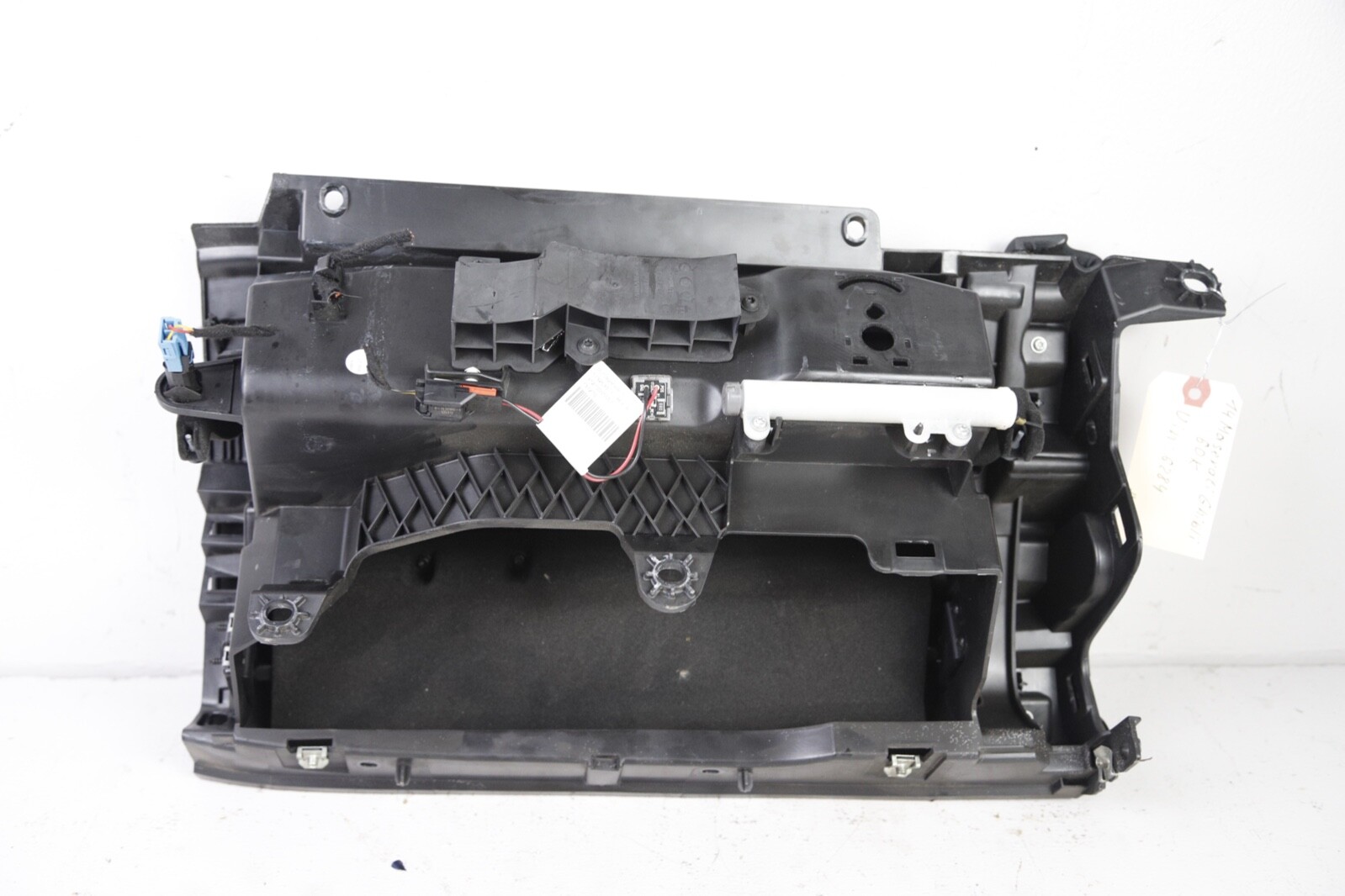 2014 - 2016 MASERATI GHIBLI DASH DASHBOARD GLOVE BOX STORAGE COMPARTMENT OEM