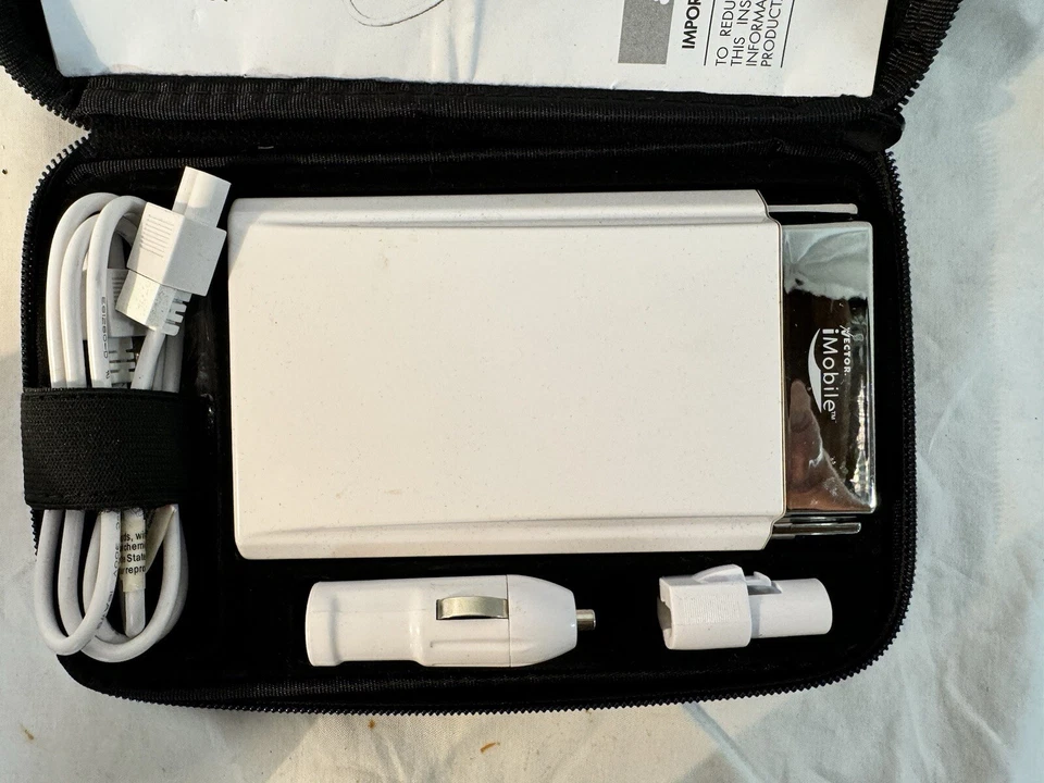 Power Inverter 100 Watts with USB Charging Port - Image 2 of 4