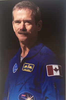 16) Chris Hadfield signiert US Astronaut Weltraum autograph Signatur Autogramm