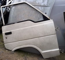 Feu avant (phare) Toyota HI-ACE