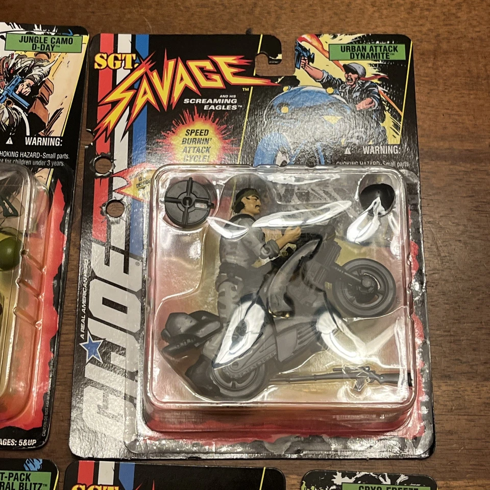 GI Joe Sgt Savage & Screaming Eagle 1994 lote CryoFreeze Urban Attack Blitz día D Foto 3 de 4