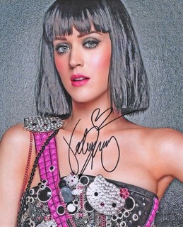 A Fantastic Genuine Autograph of Katy Perry 10x8 with COA