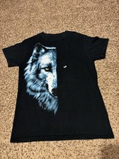 Vintage Wolf Graphic T Shirt Black Lone Wolf Animal Nature Tee Adult Small