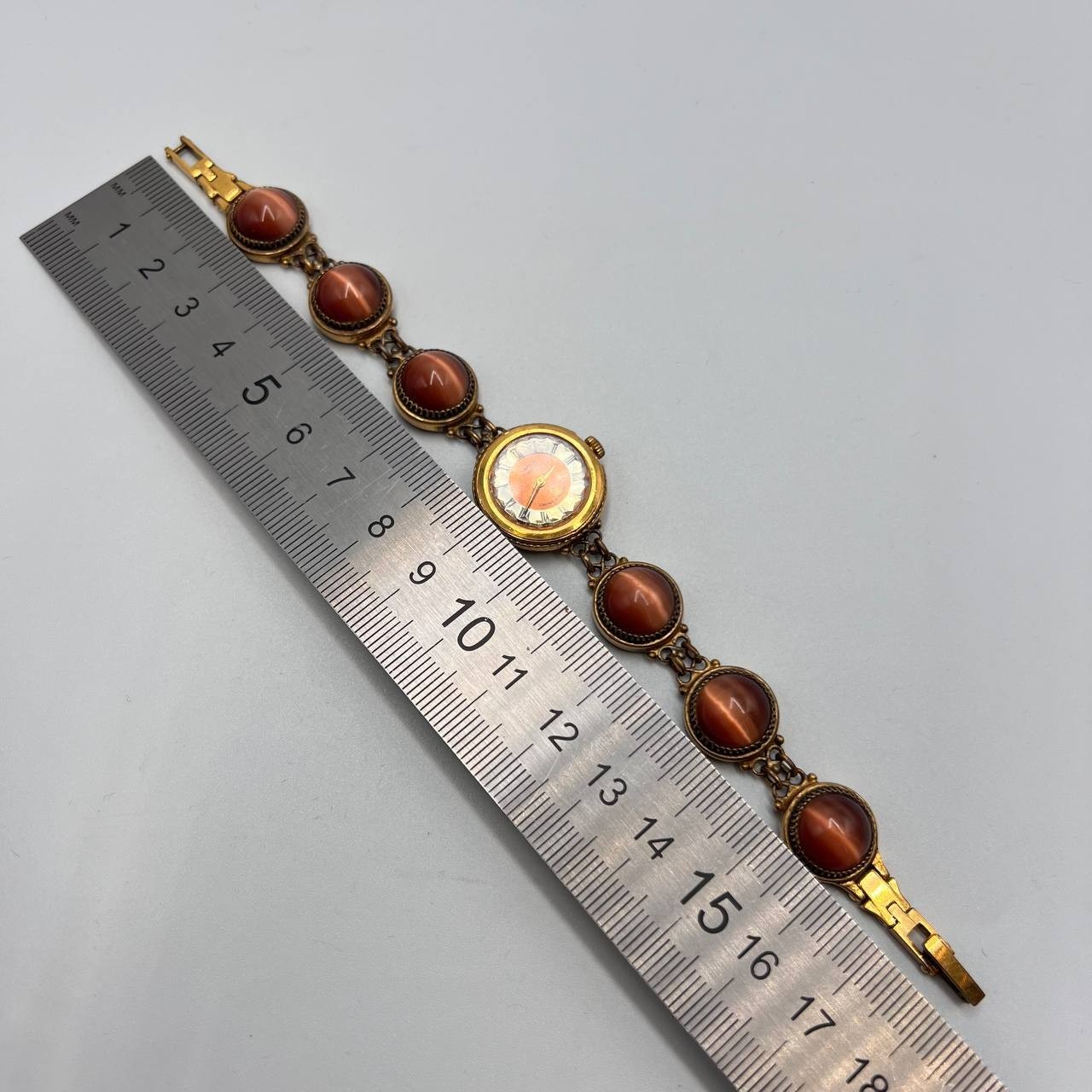 Vintage USSR Chaika Women’s Gold Plated Wrist Watch Cat’s Eye Stones Working 33g