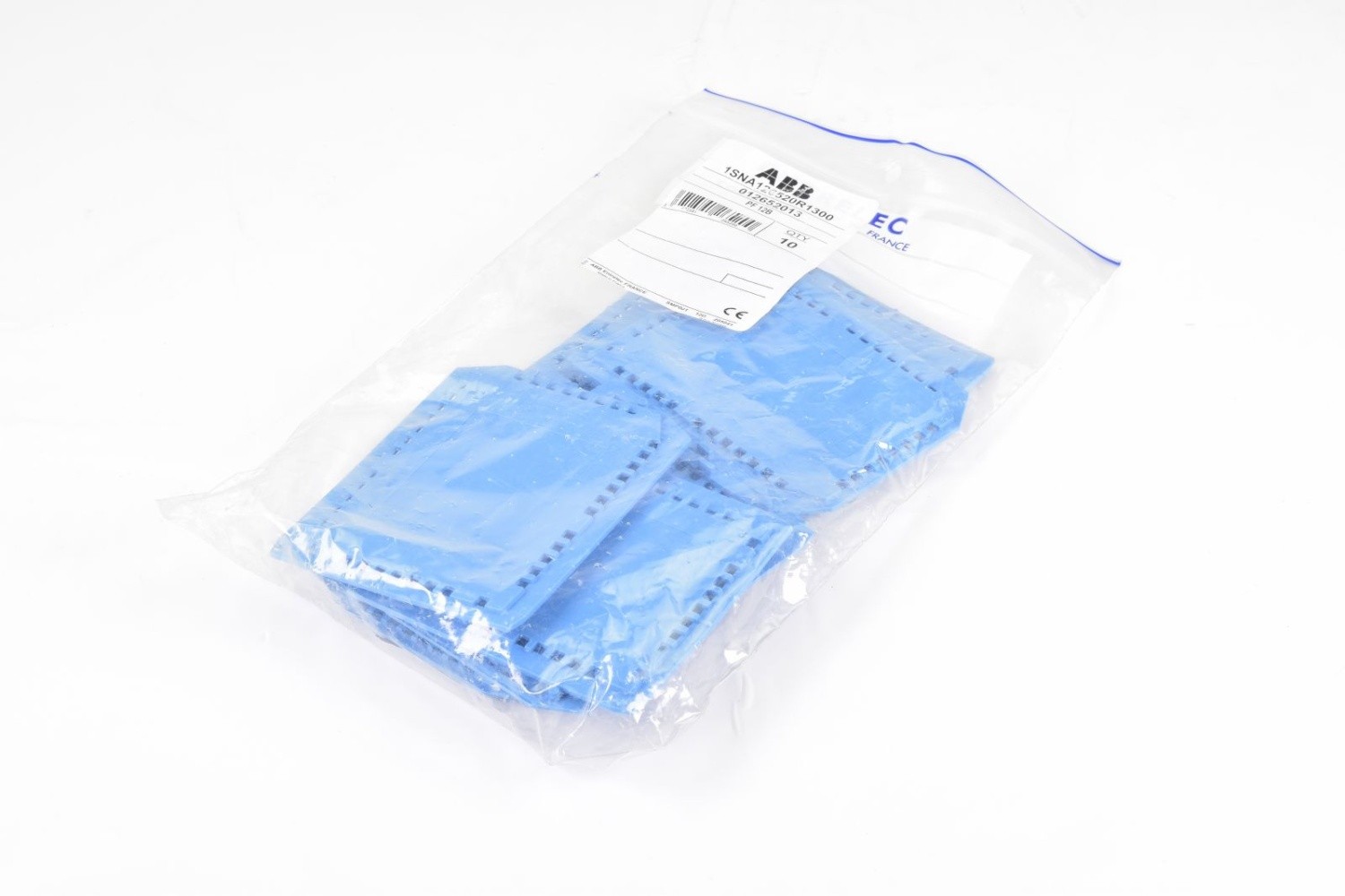 ABB 1SNA126520R1300, PF 12B, End Section Cover, (1PU=10Pcs.)