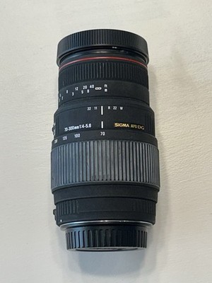 Sigma 70-300mm AF 1:4-5.6 Macro Long Camera Lens for Canon EF MT-UNTESTED