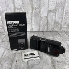 Sunpak DigiFlash 3000 Shoe Mount Flash for  Canon And Nikon DSLR Cameras