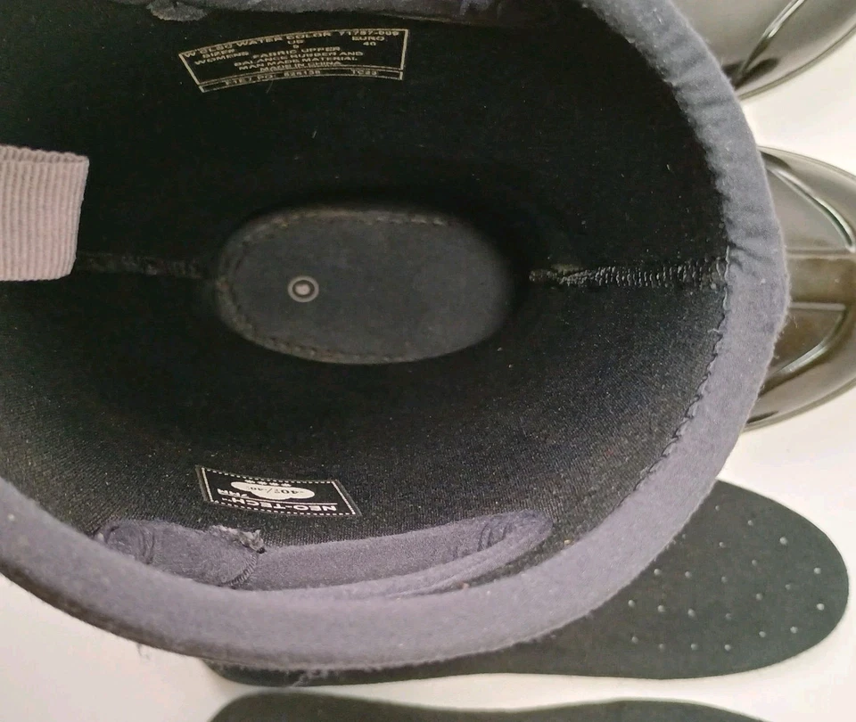 Botas altas Bogs clásicas acuarela para mujer camuflaje flores florales talla 9 impermeables Foto 3 de 4