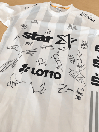 adidas: Unterschriebenes THW Kiel-Trikot - Bild 2 von 3