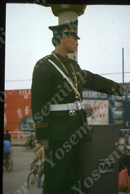 sl81 Original slide  1996    China Traffic Policeman 259a