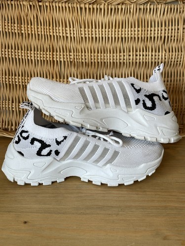 Woman’s White Cheetah Print Paorengo Gym Shoes Size 6 European 36 - Picture 5 of 6