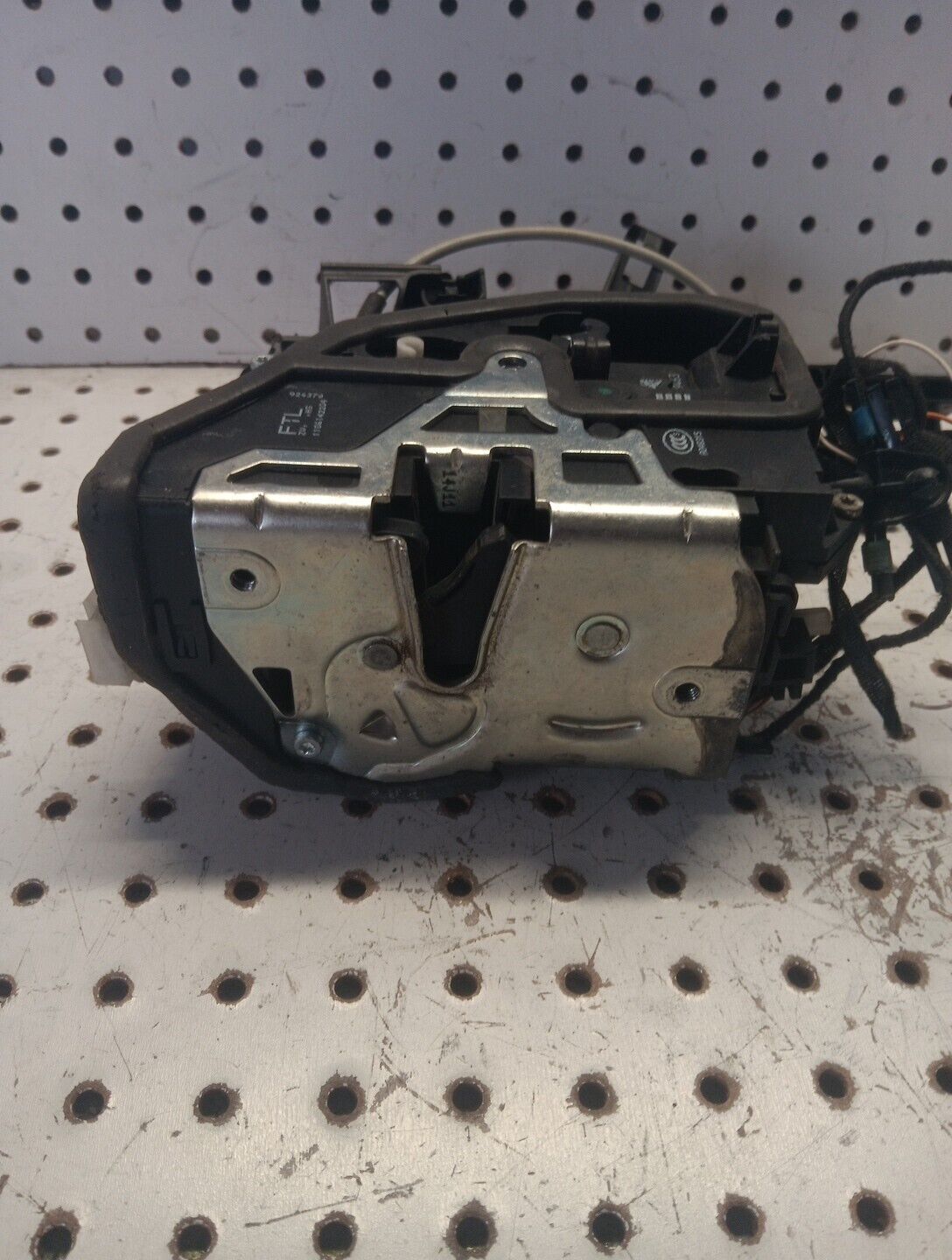 2007-2011 BMW E90 LCI 328i Left Front Door Lock Latch Actuator OEM  