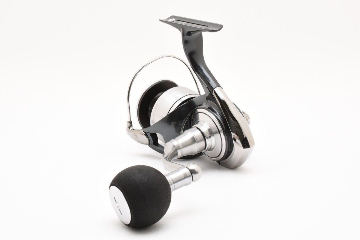 Daiwa 24 Certate SW 4000-XH Spinning Reel Mint from JAPAN