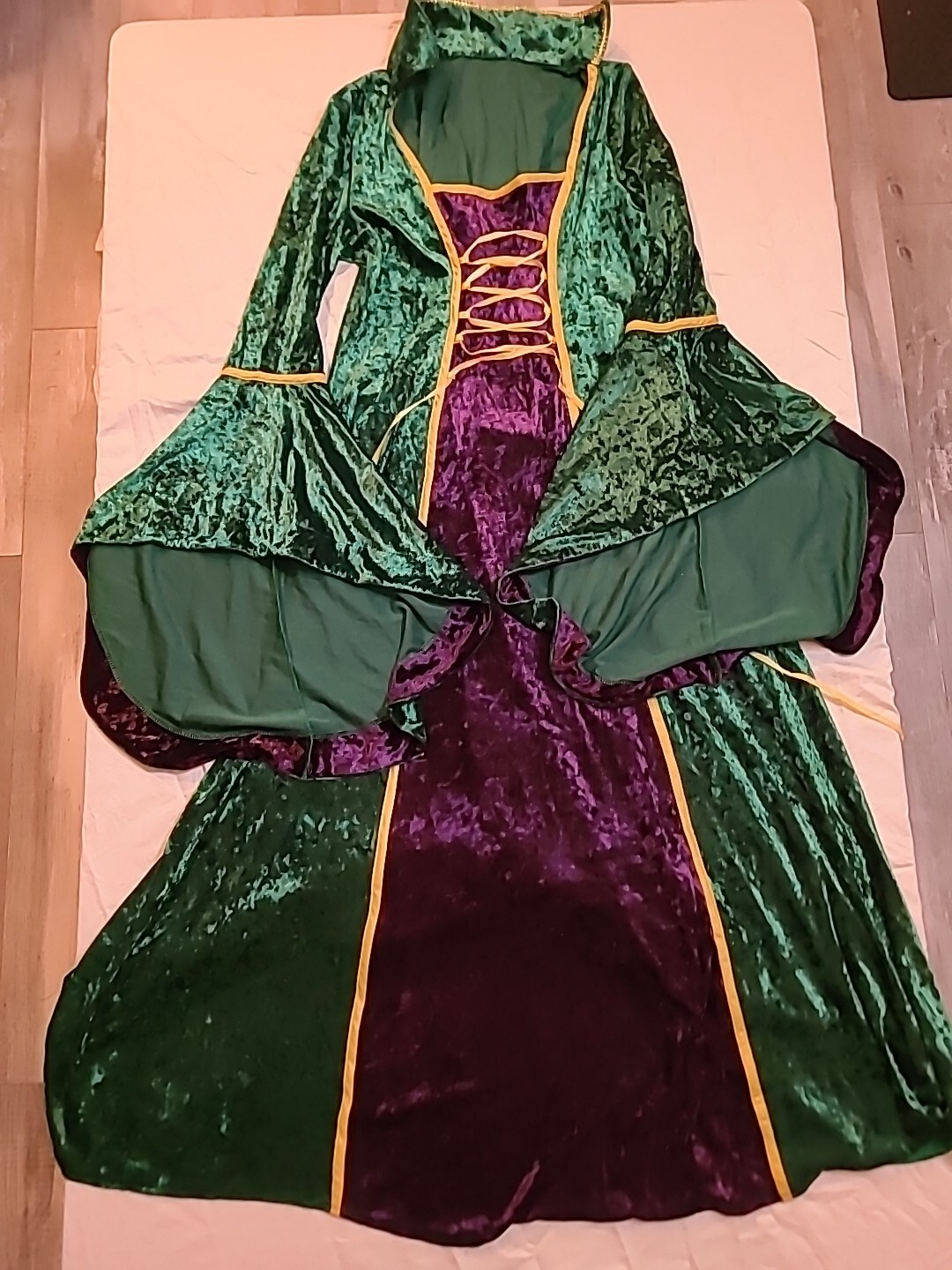 Picture 2 of 15