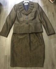 Le Suit Olive Green Brown Two Piece Skirt Suit Ruffle Lapel Size 10 Excellent