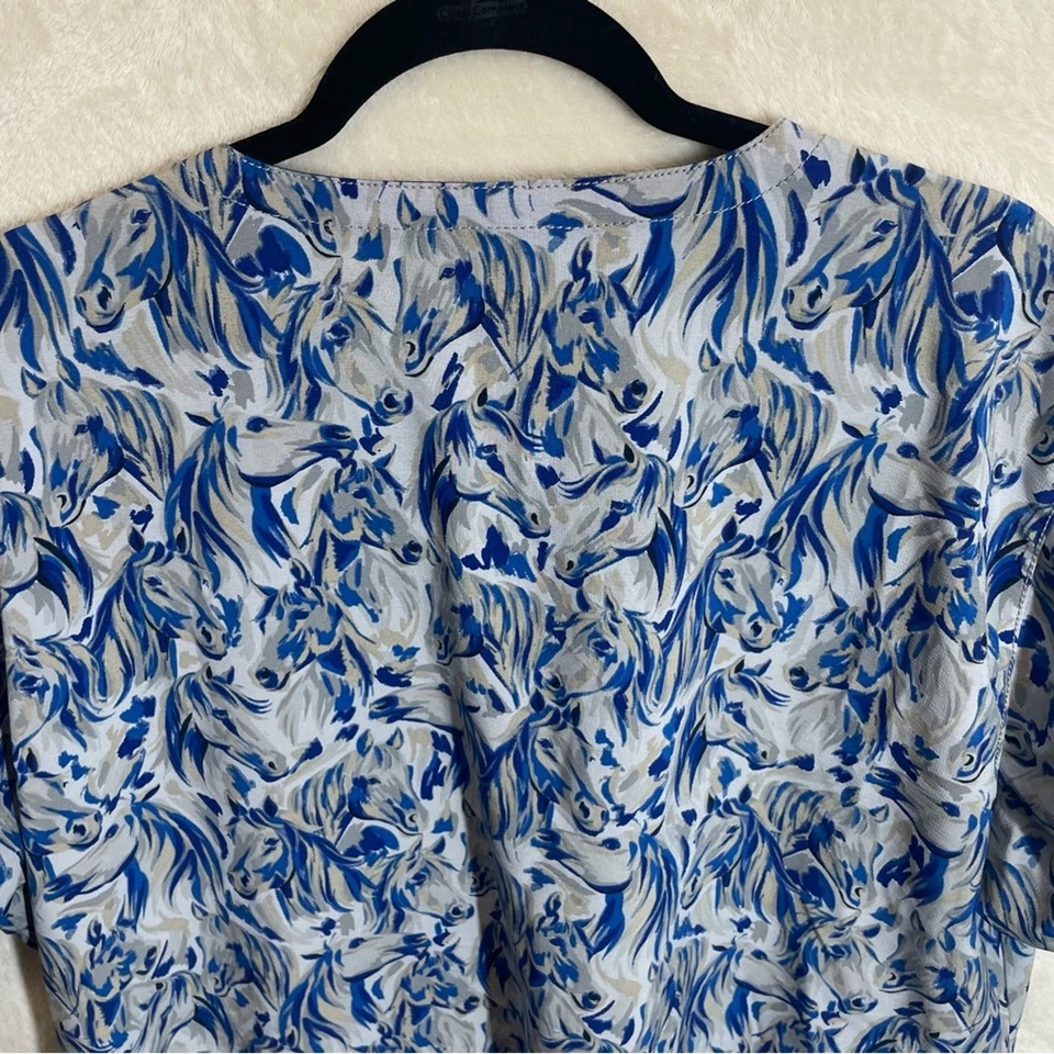 Carhartt Force Medical Scrub Top Mujer’s 3x Caballos Ecuestre Azul Foto 3 de 4