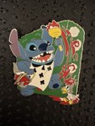 DLP Stitch And Duckling Alice’s Curious Labyrinth Clubs Card Paint Disney Pin  — photo 1