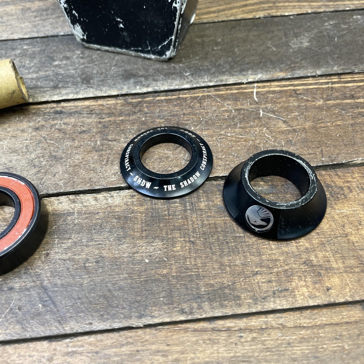 The Shadow Conspiracy BMX Stacked Mid Bottom Bracket 22mm Sealed