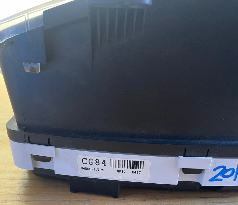 2008-15 PB Hyundai i20 1.4L Petrol Manual Instrument Cluster 94006-1J175 120,km - image 4 of 4