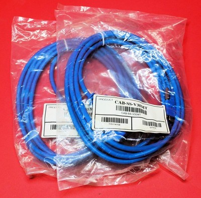 2x Cisco CAB-SS-V35MT Smart Cable 3m
