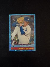 2025 Topps Heritage Baseball Light Blue Sparkle Chrome #224 Roki Sasaki