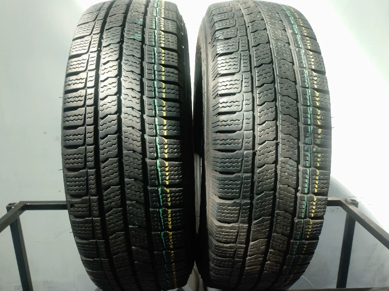 2 Pneumatici USATI KLEBER TRANSALP2 215/70 R15 C 109/107 R DOT: 4721Invernale