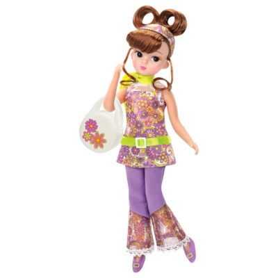 TAKARA TOMY Poupée Licca Licca Chan Dress Room Poupée non incluse 8356