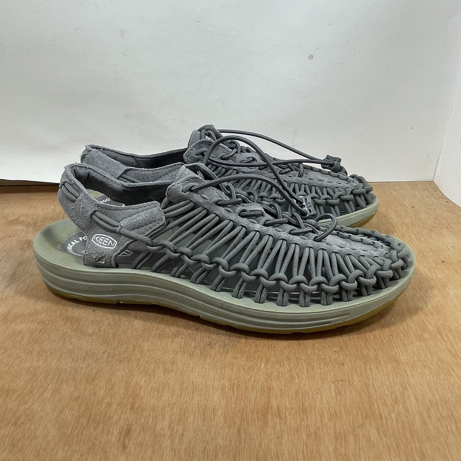 Sandali Keen Uneek da uomo taglia 7 grigi in corda elastica escursionismo acqua slingback