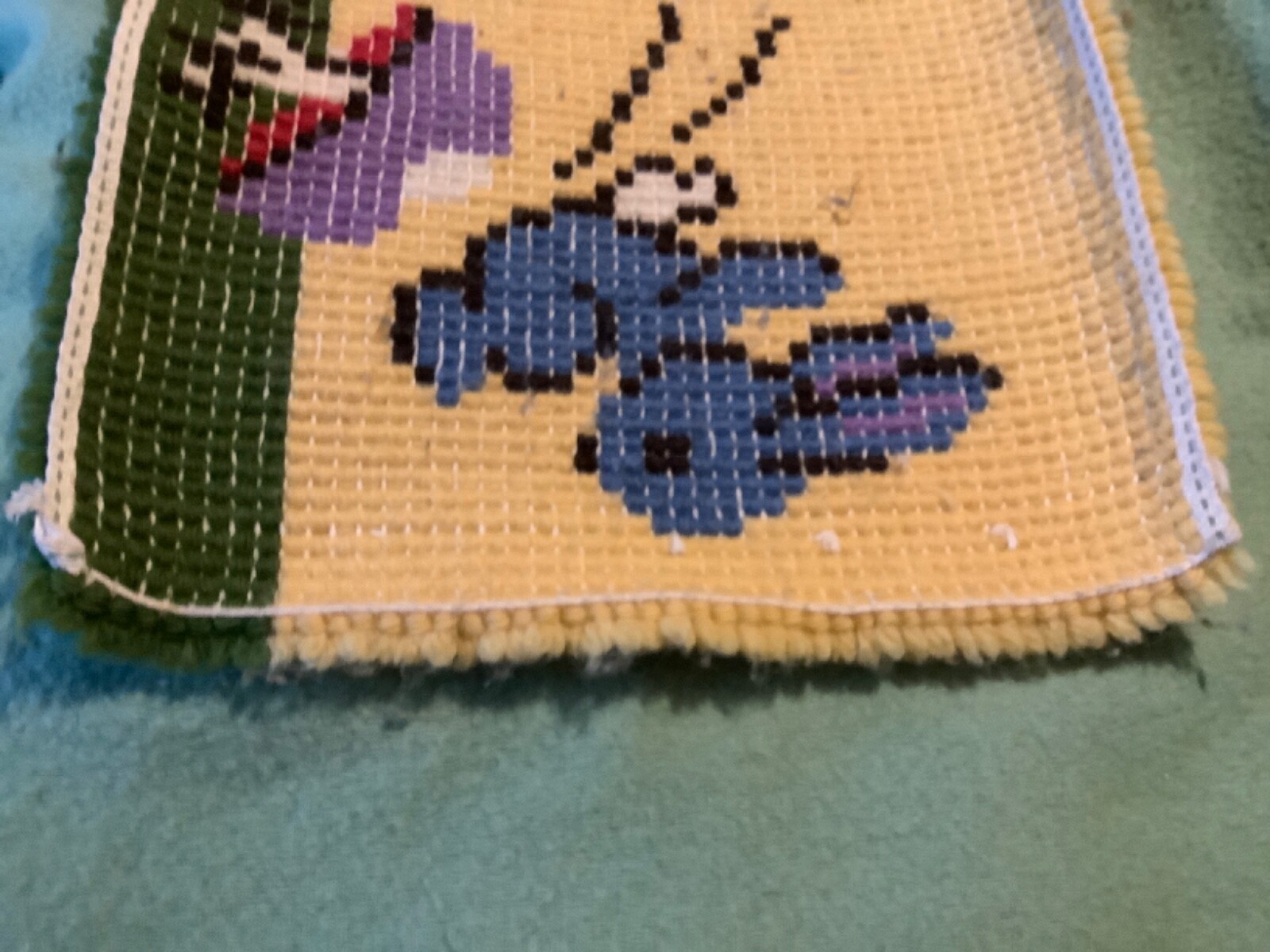 Rare Vintage Latch hook Rug thick wool Bedroom Nursery rabbits 🐇