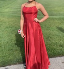 Sherri Hill RED dress - Sz 6