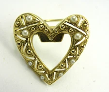 Vintage Heart Scarf Clip Gold Tone Faux Simulated Pearl Textured