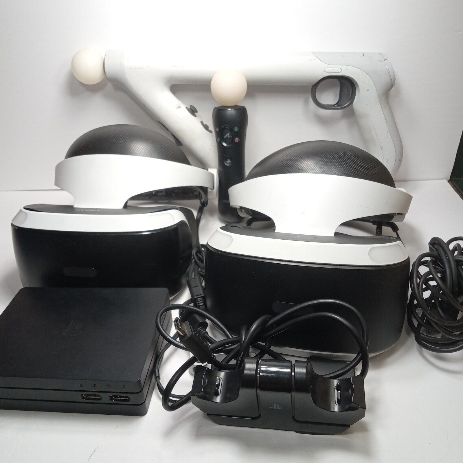 Buy the Sony Playstation 4 VR CUH-ZVR1 >>UNTESTED<<