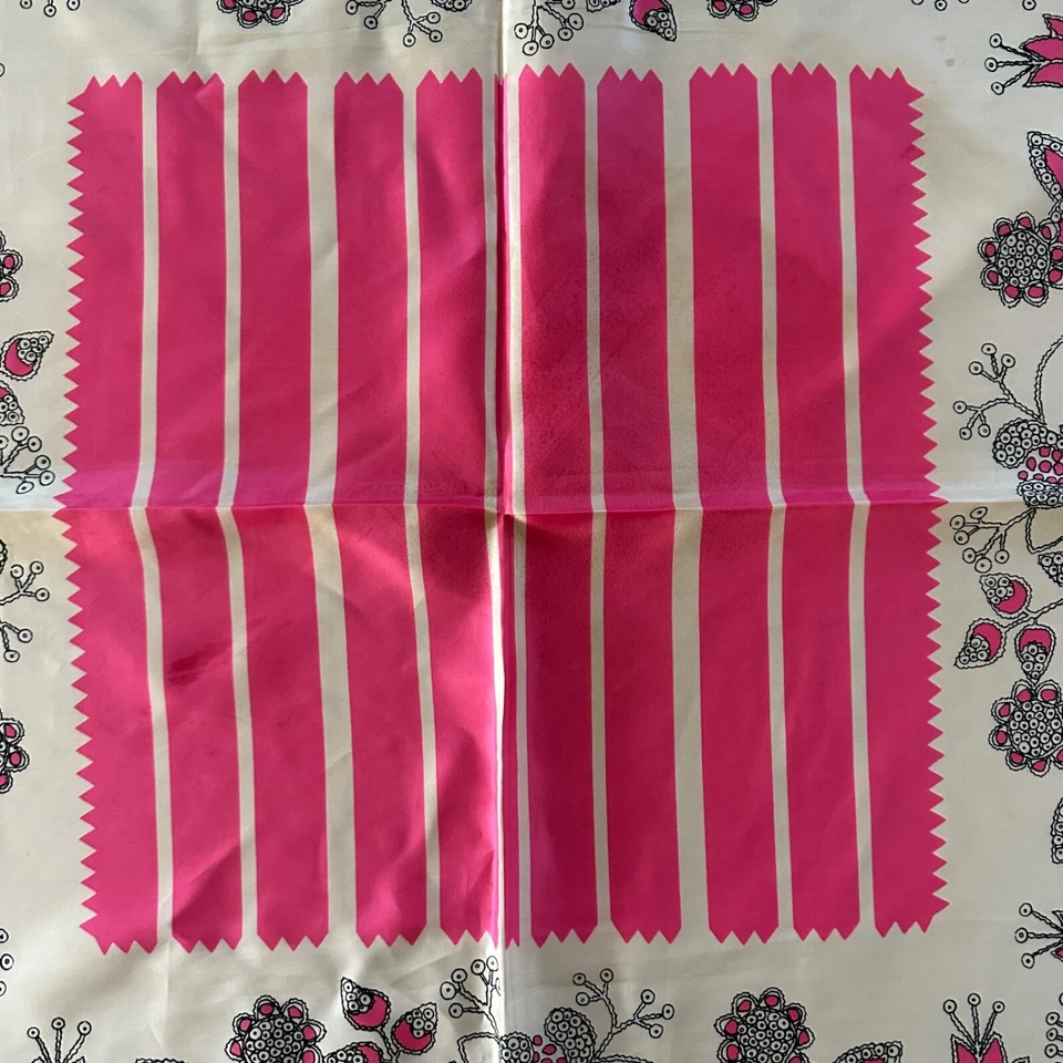 VTG VERA Square Scarf Floral Design pink  white Japan 27" x 27" Hand rolled hem - Image 3 of 4