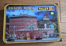 FALLER HO 999 EXCLUSIVE MODEL 1999 PRISON BUILDING KIT FACTORY SEALED HO BNIP