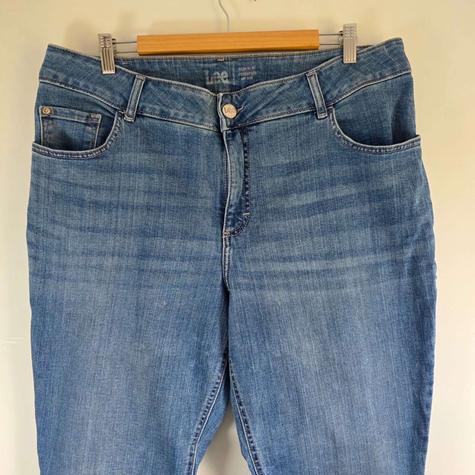Lee Women's Straight Leg Jeans W39 L28 Blue Stretch Denim Plus Size UK 20 22 image 3