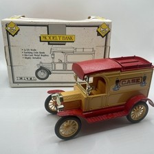 ERTL 1913 Ford T Model Case Coin Bank 1:25 Die-Cast-New
